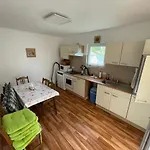 Feriehus Ket Szobas, Teraszos, Kertes Vendeghaz Balatonmáriafürdő