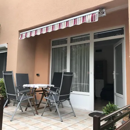 Ket Szobas, Teraszos, Kertes Vendeghaz * Balatonmariafurdo