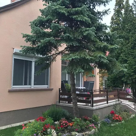 Ket Szobas, Teraszos, Kertes Vendeghaz Prázdninový dům Balatonmáriafürdő