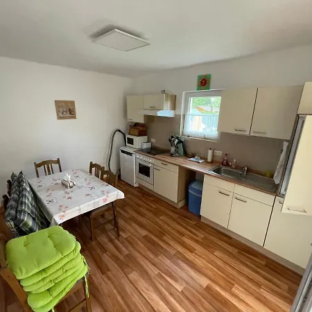 Hébergement de vacances Ket Szobas, Teraszos, Kertes Vendeghaz Balatonmáriafürdő