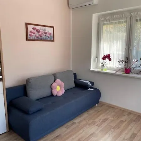 Ket Szobas, Teraszos, Kertes Vendeghaz * Balatonmáriafürdő